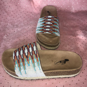 3/$20 Bundle Sale❗️❗️👍💖😁 Beaded Jute Slides Sandals 7